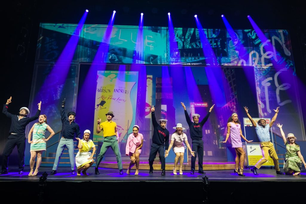 Review of the musical I'm going to love you, on tour throughout France.